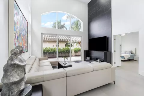 5187 NW 25th Way, Boca Raton, FL 33496