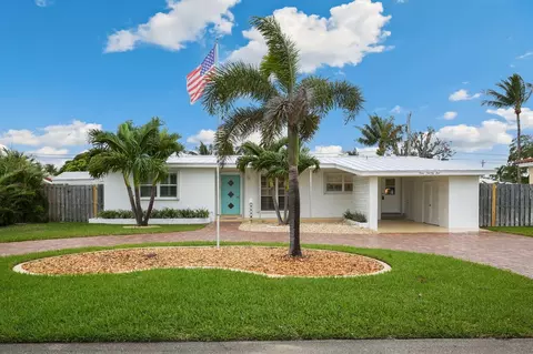 925 SE 14th Ave, Deerfield Beach, FL 33441