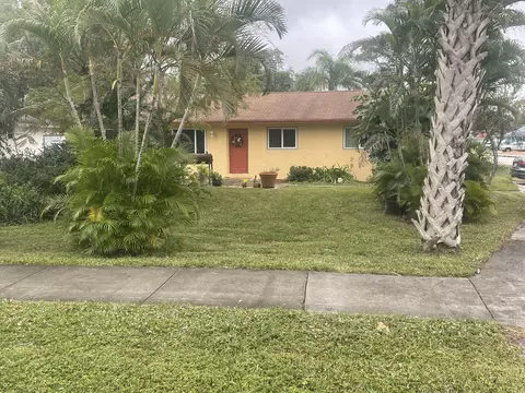 17890 Limestone Creek Rd, Limestone Creek, FL 33458