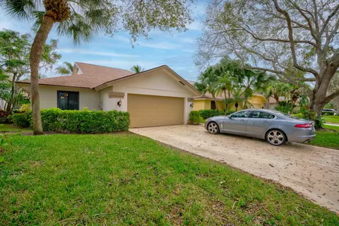 143 Cape Pointe Cir, Jupiter, FL 33477