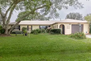 573 SE Marydale Ter, Port Saint Lucie, FL 34983