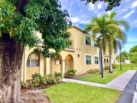 10733 La Placida Dr #3-3, Coral Springs, FL 33065