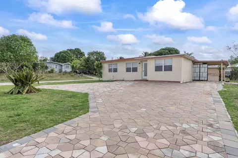 260 N Palm Dr, Boynton Beach, FL 33435