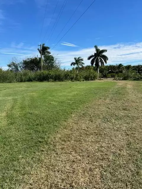 800 Barack Obama Blvd, Pahokee, FL 33476