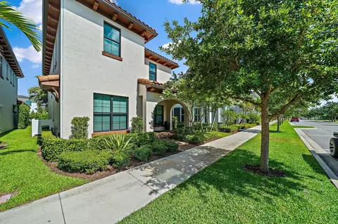 1109 Faulkner Ter, Palm Beach Gardens, FL 33418