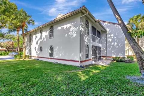 137 Cypress Point Dr, Palm Beach Gardens, FL 33418