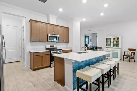 790 SE Woodbine Rd, Port Saint Lucie, FL 34984