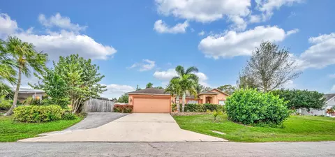 608 Ash St, Port Saint Lucie, FL 34952