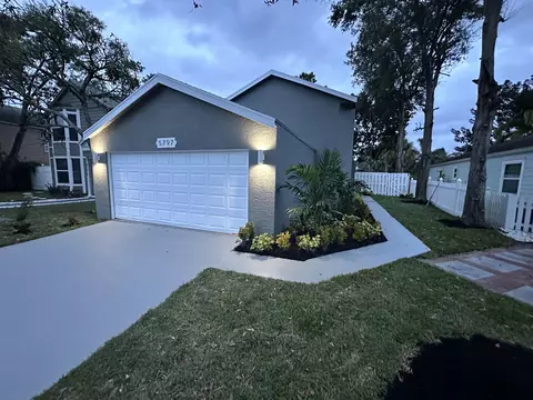 5797 Cassandra Ct, West Palm Beach, FL 33415