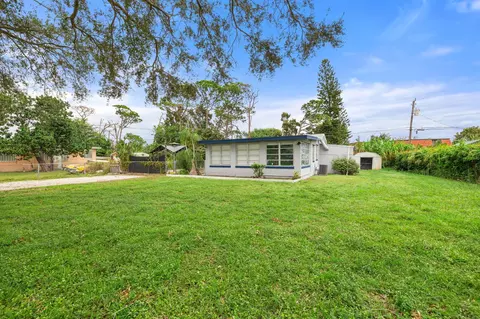 1274 Sunrise Rd, West Palm Beach, FL 33406