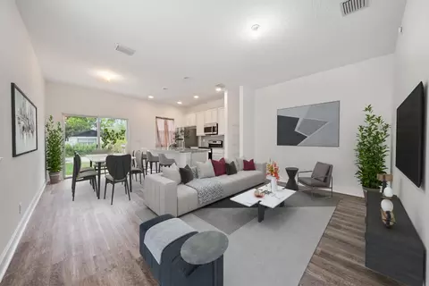 611 N F St, Lake Worth, FL 33460