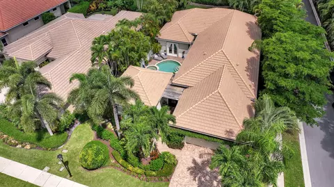 115 Chasewood Cir, Palm Beach Gardens, FL 33418
