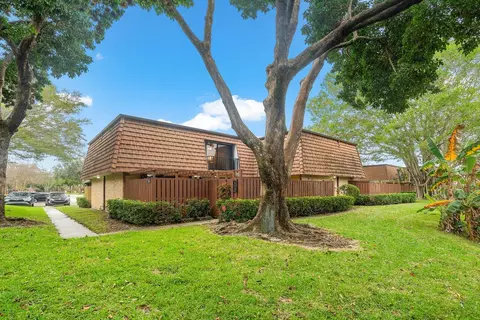 115 1st Ln #A, Greenacres, FL 33463