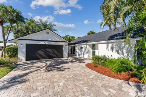 4035 NW 8th Ct, Delray Beach, FL 33445