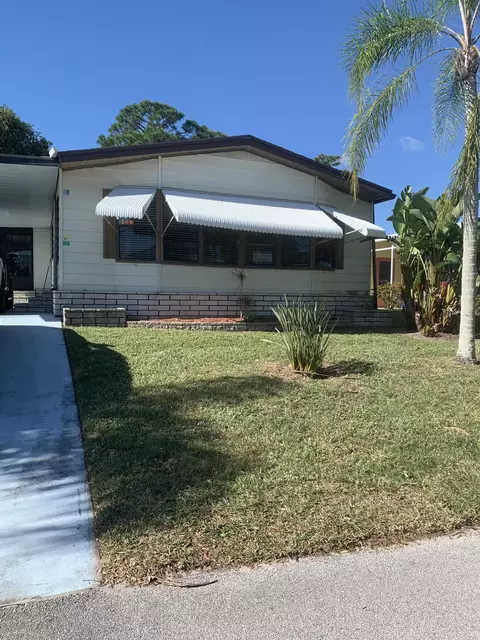 10 Ecuador Way, Fort Pierce, FL 34951