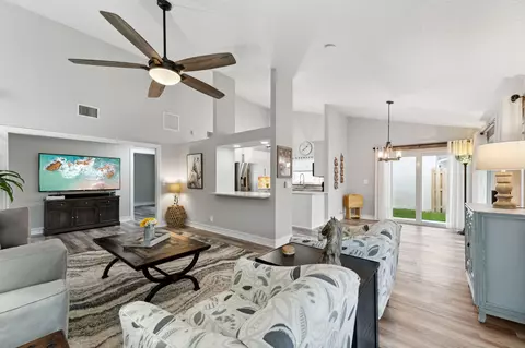 46 Baytree Cir, Boynton Beach, FL 33436