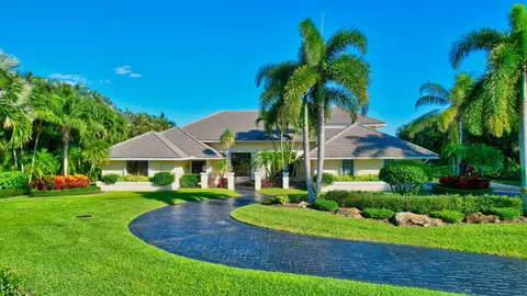 17813 Fieldbrook Cir W, Boca Raton, FL 33496