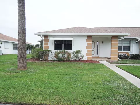1232 S Lakes End Dr #A, Fort Pierce, FL 34982