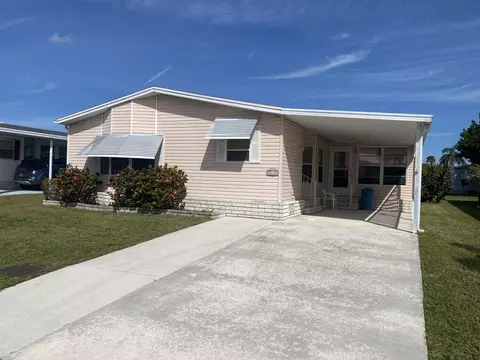 6732 Yedra Ave, Fort Pierce, FL 34951