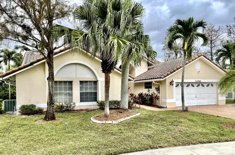 13745 Aldsworth Ct, Wellington, FL 33414