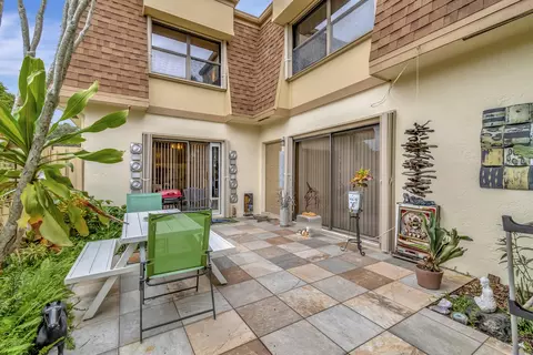 945 NW 29th Ave #D, Delray Beach, FL 33445