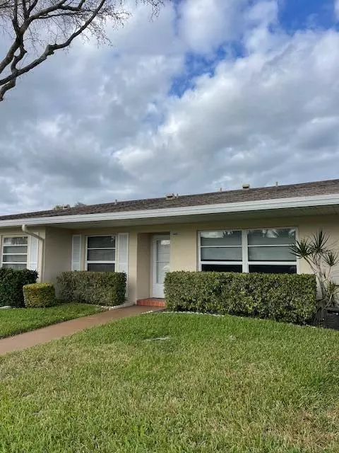 8935 Warwick Dr #443, Boca Raton, FL 33433