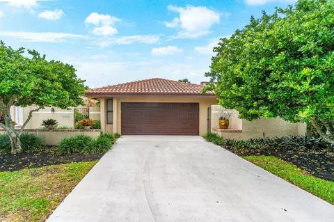 21505 Campo Allegro Dr, Boca Raton, FL 33433