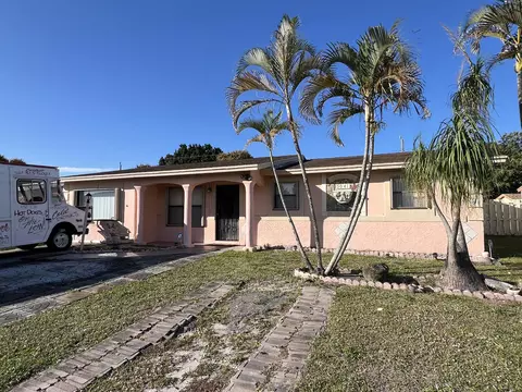 5041 Pat Pl, West Palm Beach, FL 33407