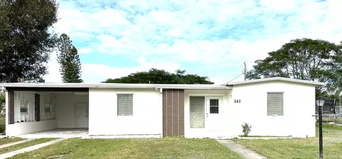141 SE Bonita Ct, Port Saint Lucie, FL 34983