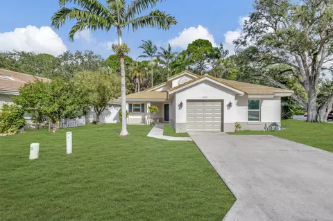 7757 Manor Forest Ln, Boynton Beach, FL 33436