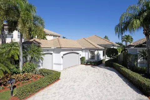 2634 Players Ct, Wellington, FL 33414