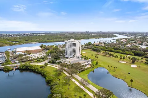 3322 Casseekey Island Rd #PH2, Jupiter, FL 33477