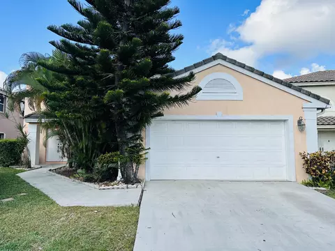 4715 NW 3rd Ct, Deerfield Beach, FL 33442