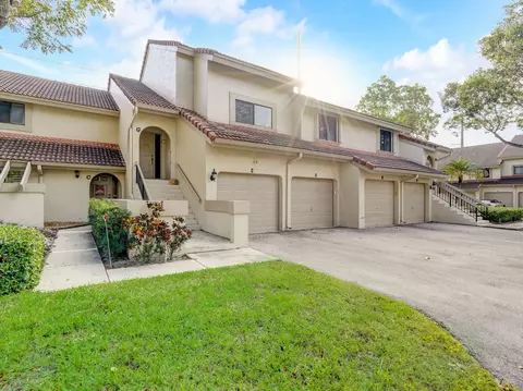5650 Coach House Cir #G, Boca Raton, FL 33486