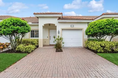 2331 Windjammer Way, West Palm Beach, FL 33411