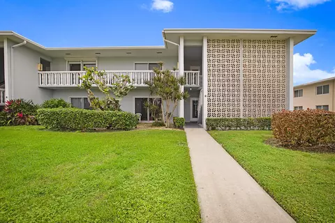 310 North Blvd #1C, Boynton Beach, FL 33435