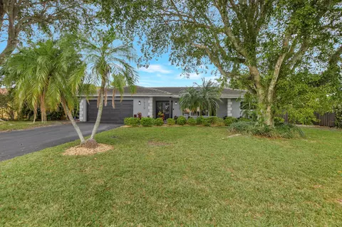 1939 Bonnie St, Boca Raton, FL 33486