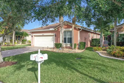 9752 SW Glenbrook Dr, Port Saint Lucie, FL 34987