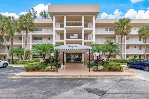 3051 S Palm Aire Dr #106, Pompano Beach, FL 33069
