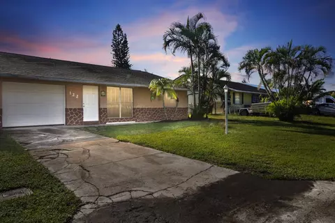 122 SE Keuka Ter, Stuart, FL 34997