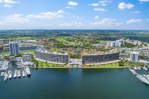 122 Lakeshore Dr #3340, North Palm Beach, FL 33408
