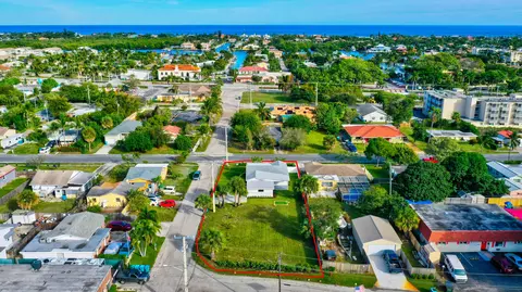 1101 SE 3rd St, Boynton Beach, FL 33435