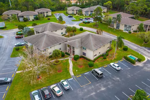 14 Lake Vista Trl #101, Port Saint Lucie, FL 34952