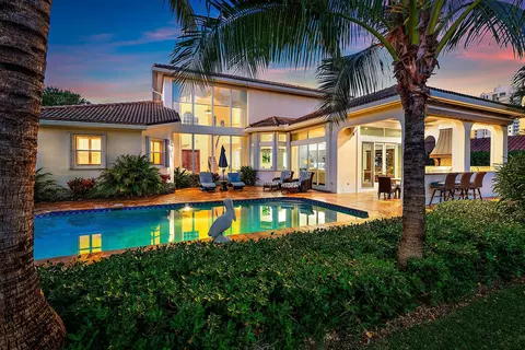 1231 Pine Point Rd, Singer Island, FL 33404