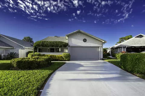 7147 SE Quincy Ter, Hobe Sound, FL 33455