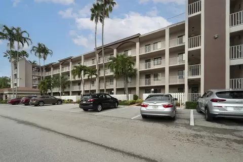 6241 Pointe Regal Cir #405, Delray Beach, FL 33484