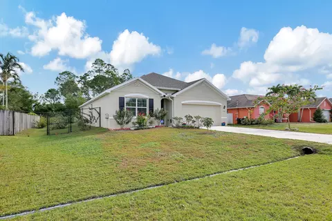 1541 SW Avens St, Port Saint Lucie, FL 34983