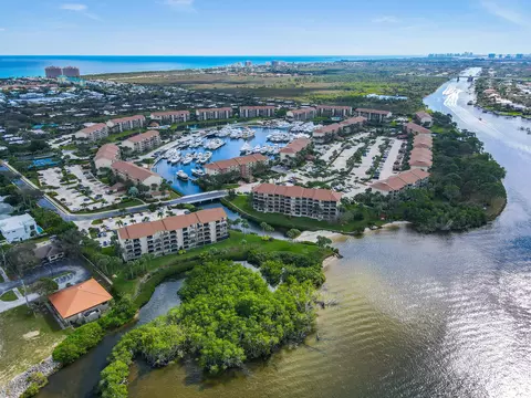 2001 Marina Isle Way #102, Jupiter, FL 33477