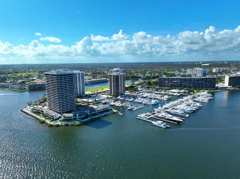 100 Lakeshore Dr #1256, North Palm Beach, FL 33408