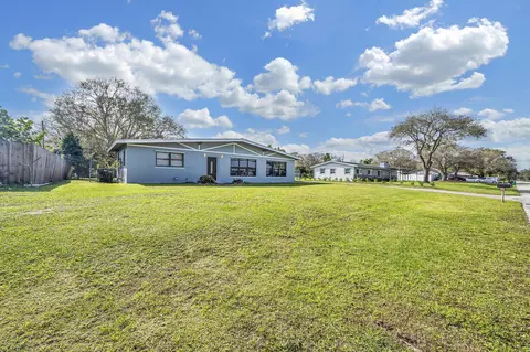 7303 Penny Ln, Fort Pierce, FL 34951